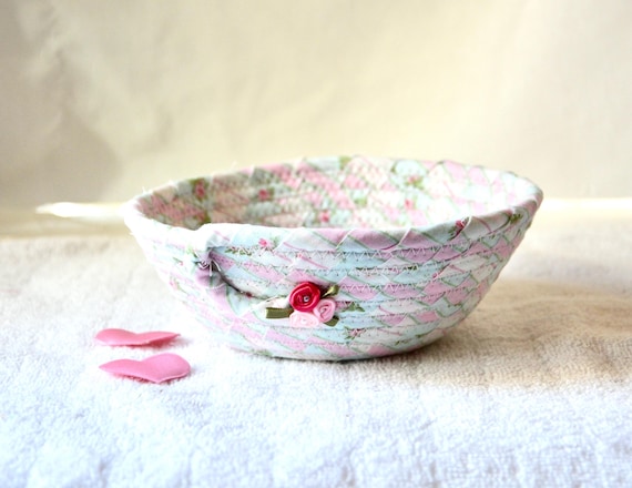 Pastel Pink Gift Basket, Candy Bowl, Pretty Rose Bowl, Mother Birthday Gift, Ring Dish, Shabby Chic Key Basket, Handmade Fabric Rope Bowl