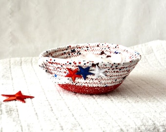 Handmade Patriotic Decor Dish: July 4th Star Fabric Rope Bowl, Red Catchall, Picnic Basket