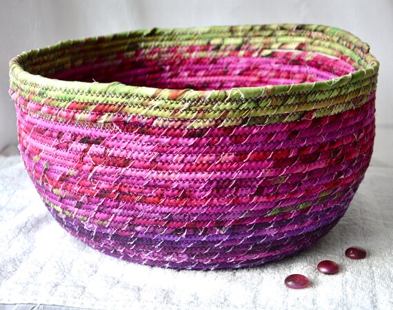 Violet Berry Bowl, Handmade Art Basket, Decorative Entryway Bowl, Lovely Gift Basket, Bath Towel Basket, Large Fabric Rope Basket