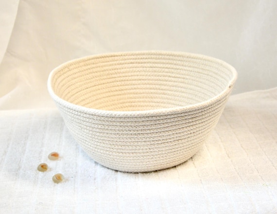 Bread Proofing Basket, 9" Farmhouse Banneton Bowl, USA Handmade, Dough Rising Bowl, Rustic Sourdough Basket, Baking Supply, Baker Gift