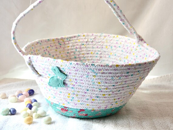 Pastel Easter Basket, Cute Easter Candy Bucket, Easter Egg Hunt Tote Bag, Pastel Spring Decoration, Handmade Baby First Basket