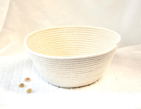 Handmade Sourdough Bread Proofing Basket: 9" Farmhouse Banneton Proving Bowl