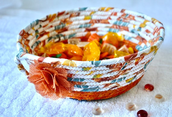 Country Fruit Bowl, Rustic Napkin Basket, Handmade Candy Bowl, Small Key Bowl, Unique Gift Basket, Beige Fabric Rope Basket