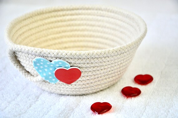 Country Candy Bowl, Cute Heart Dish, Desk Accessory Bowl, Handmade Key Basket, Minimalist Gift Basket, Ring Tray, Small Rope Bowl