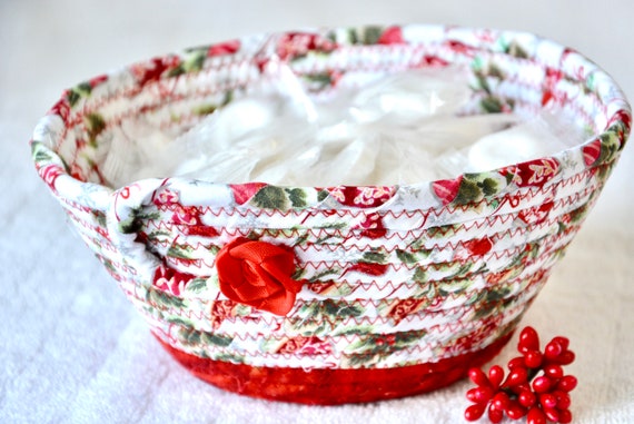 Christmas Candy Bowl, Handmade Holiday Fabric Basket, Cute Napkin Holder, Entry Key Bowl, Holiday Gift Basket, Ring Dish Tray