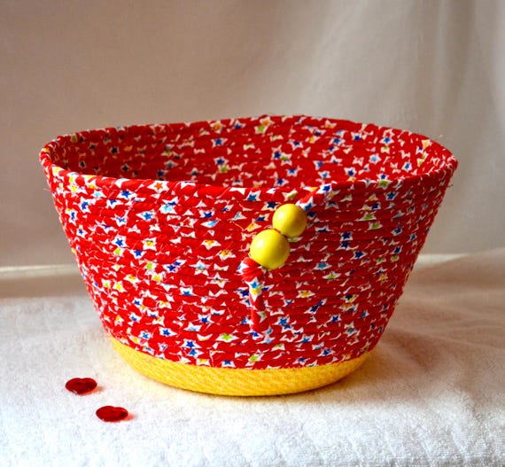 Patriotic Picnic Basket, Outdoor Party Basket, Fun Red Napkin Holder, July 4th Star Basket, Handmade Fabric Rope Bowl, 4th Party Chip Bowl
