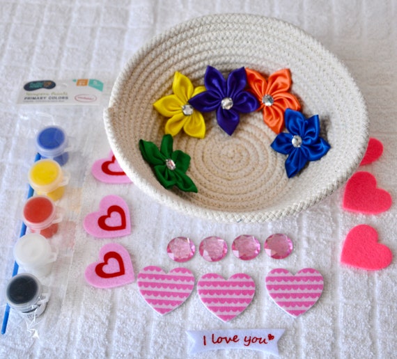 DIY Gift Basket, Craft Heart Kit, Handmade Key Basket, DIY Kit! Decorate it! Paint it! Color Your Own Rope Bowl, Small Ring Dish