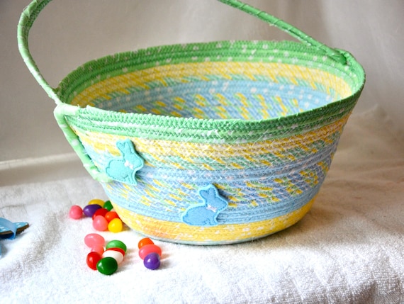 Pastel Easter Basket, Handmade Easter Candy Bucket, Easter Egg Hunt Tote Bag, Baby Boy Easter Basket, Easter Spring Decor, Free Name Tag