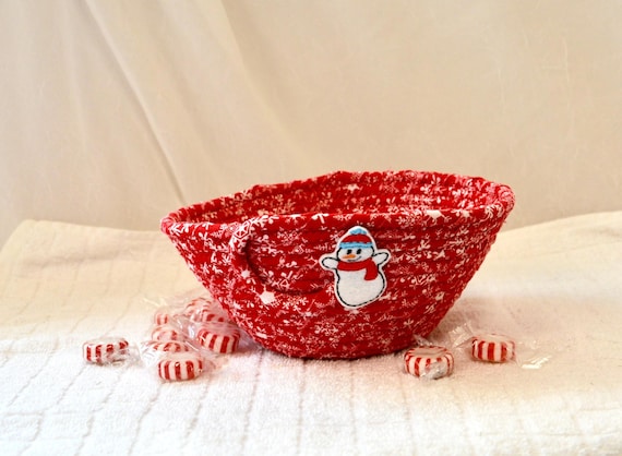 Handmade Red Snowflake Basket, Snowy Winter Snowman Decor