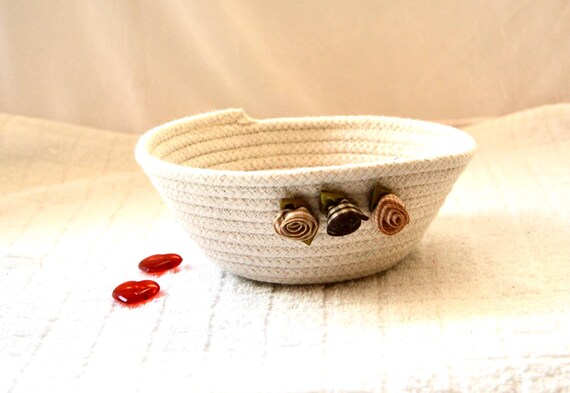 Handmade Coiled Rope Basket: Cottage Chic Key Holder