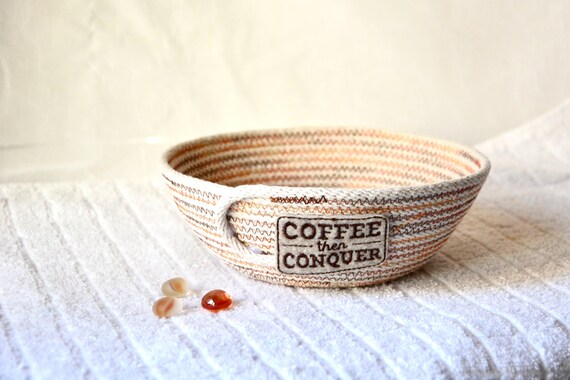 Coffee Drinker Gift, Minimalist Key Holder, Small Rope Basket, Rustic Candy Bowl, Handmade Coiled Dish, Country Clothesline Bowl