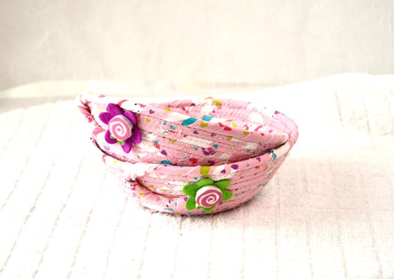 Handmade Pink Fabric Basket: Quilted Candy Dish, Jewelry Holder, 1 Small Woven Rope Basket