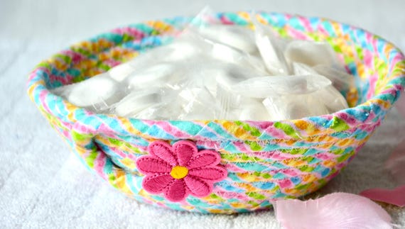 Easter Candy Bowl, 1 Handmade Pink Ring Dish, Small Key Tray