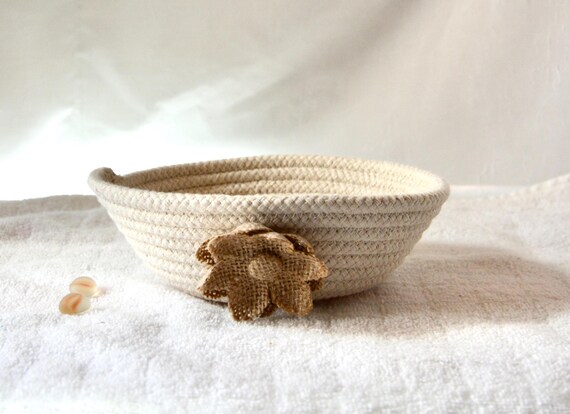 Country Rope Bowl, Handmade Clothesline Basket, Small Key Basket, Natural Line Candy Dish, Farmhouse Chic Ring Dish, Cottage Neutrals Bowl