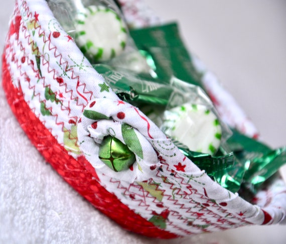 Fabric Rope Basket, Christmas Candy Bowl, Handmade Holiday Basket, Potpourri Holder, Entry Key Bowl, Holiday Decor, Ring Dish Tray