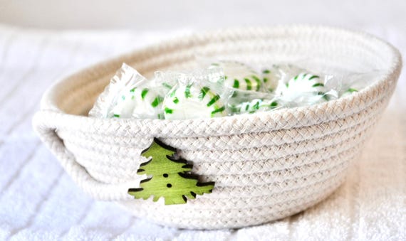Christmas Candy Dish: Handmade Rope Basket, Country Trinket Ring Tray, Stocking Stuffer