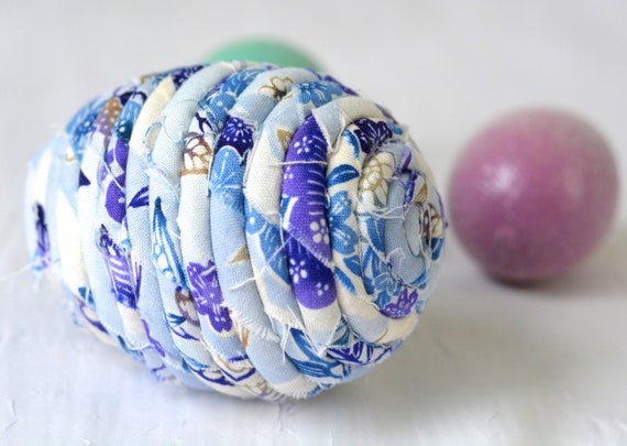 Easter Egg Hunt Toy,  1 Handmade Lavender Floral Easter Egg Decoration