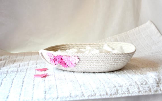 Pink Rope Basket, Country Eyeglass Tray, Cottage Key Holder, Handmade Ring Bowl, Farmhouse Clothesline Basket, Shabby Chic Oval Bowl