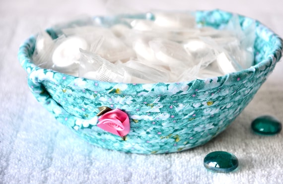 Blue Candy Bowl, Daisy Fabric Basket, Cute Desk Clip Holder, Handmade Key Basket, Aqua Potpourri Holder, Ring Dish, Gift Basket for her