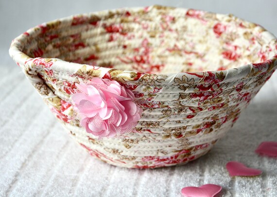 Vintage Rose Shabby Chic Bowl, Napkin Basket, Handmade Roses Bowl, Floral Brush Holder or Beige Potpourri Bowl, Pretty Gift Basket