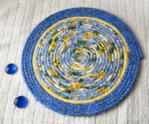 Country Cottage Place Mat, 1 Handmade Fabric Trivet, 11" Pretty Floral Table Mat, Woven Hot pad, Hand Coiled Potholder, Summer Table Topper