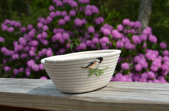 Patio Candy Dish, Cute Chickadee Bowl, Country Bird Bowl, Key Holder, Handmade Rope Basket, Trinket Bowl, Summer Gift Basket, Gift for her