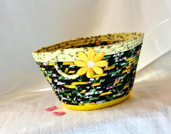 Summer Picnic Basket, Handmade Lemon Yellow & Black Bowl with Honey Bee Decor, Spring Sunflower Bowl