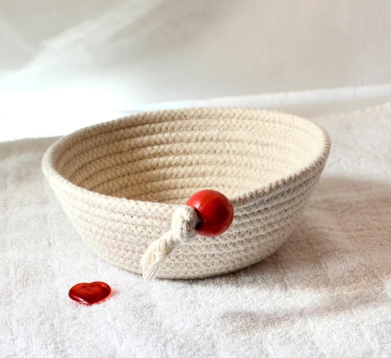 Nautical Rope Basket, Country Cottage Basket, Charming Clothesline Basket, Small Candy Bowl, Handmade Rope Dish, Coastal Decor, Gift for him