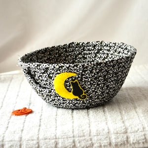 Halloween Candy Bowl, Black Cat Candy Dish, Handmade Kitty Fabric Bowl, Fall Key Holder, Ring Dish, Fun Gift Basket, Halloween Decoration