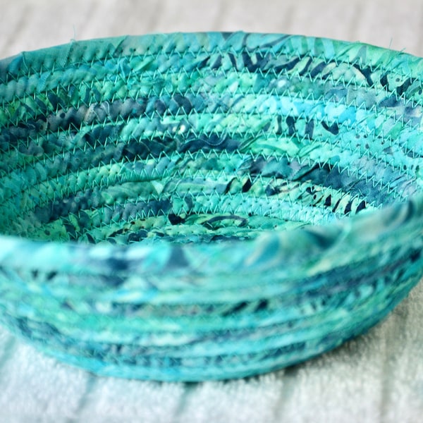 Turquoise Key Basket, 1 Handmade Batik Fabric Bowl, Aqua Blue Candy Bowl, Coastal Gift Basket, Small Ring Dish, Teal Decor Rope Bowl