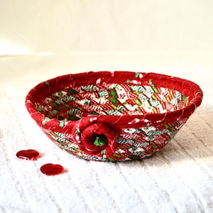 Christmas Candy Bowl, Handmade Holiday Bell Decoration, Cute Potpourri Holder, Entry Key Basket,  Fabric Rope Tray, Holiday Gift Basket