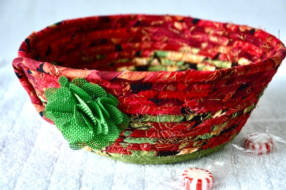 Red Holiday Bowl, Christmas Napkin Holder, Handmade Fruit Bowl, Christmas Fabric Bowl, Lovely Holiday Gift Basket, Hostess Gift