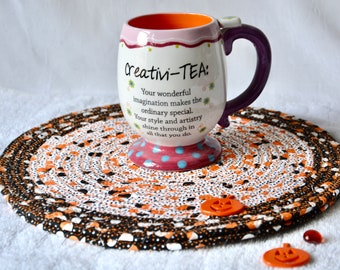 Orange Place Mats, 2 Handmade Trivets, 11" Black Dot Place Mats, Potholders, Fall Table Toppers, Black Hot Pad, Orange Halloween Decor