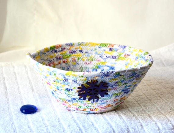 Snowflake Candy Bowl, Handmade Fabric Fruit Bowl, Napkin Holder
