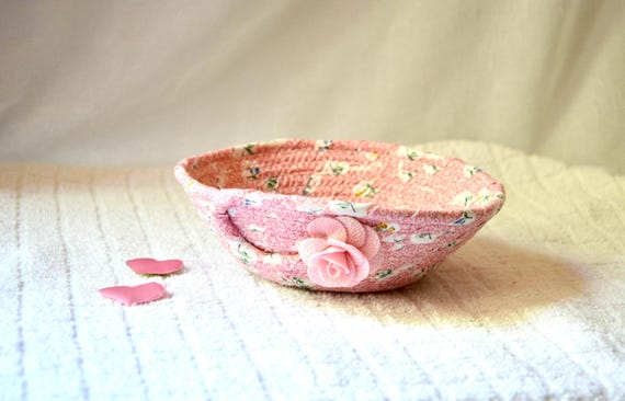 Shabby Chic Basket, Sweet Gift Basket, 1 Handmade Mauve Pink Rose Bowl, Ring Dish, Summer Floral Fabric Bowl, Small Desk Candy Dish