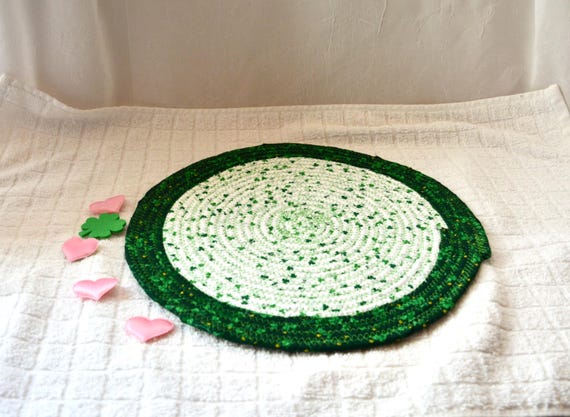 St. Patrick's Day Place Mat, 1 Handmade Shamrock Trivet, Irish Green Hot pads