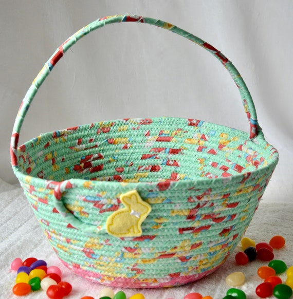 Lime Cream Easter Basket, Easter Candy Bucket, Handmade Easter Egg Hunt Tote Bag, Cute Candy Easter Basket, Free Name Tag, Girl Tote Bag