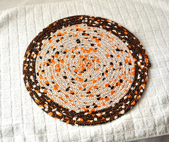 Halloween Place Mat, 1 Handmade Trivet, 11" Black Dot Place Mat, Potholder, Fall Table Topper, Black Hot Pad, Orange Halloween Decor