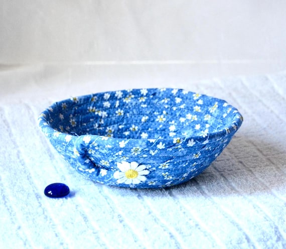 Blue Candy Dish, Cute Summer Picnic Basket, Trinket Ring Dish, 1 Handmade Key Holder, Small Fabric Rope Basket, Gift Basket for her women