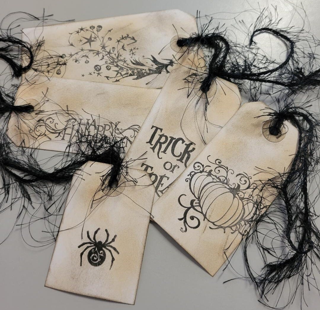 Vintage Style Halloween Gift Tags-little Bit Spooky Vintage Gift Tags ...