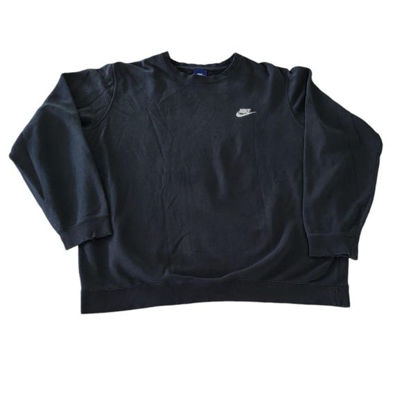 nike dark blue essentials crewneck sweatshirt