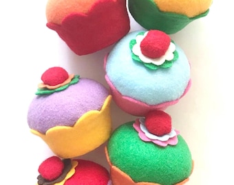 Personalized Birthday Party Felt Cupcake: Pretend Play, Kids Toy Kitchen, Party Favors, Gifts, Home Decor, Food Theme