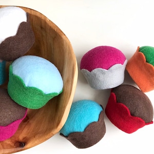 Handmade Felt Cupcakes: Pretend Play Food, Party Decor, Pin Cushion