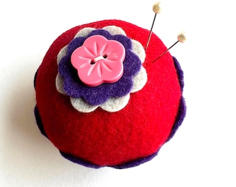 Pink Flower Button Felt Cupcake Pin Cushion: Handmade Home Decoration, Birthday Gift, Thank You, Flowers