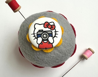 Hello Kitty w/Camera Felt Cupcake - Home Decor, Gifts, Pin Cushion, Kitchen Decor, Birthday, Bakery, Hello Kitty, Sanrio, Friend Gifts