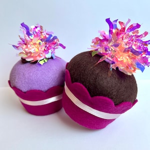 Felt Cupcake: Handmade Party Decor, Photo Prop, Pin Cushion