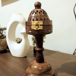 Wooden Bakhoor Burner