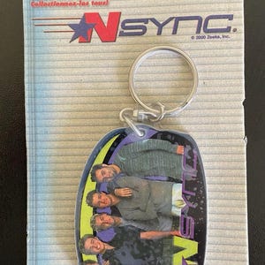 Rare Hard to Find Classic NSYNC Key Chain Officially Licensed & Still in Sealed Original Packaging from 2000......Free Shipping !!!!!