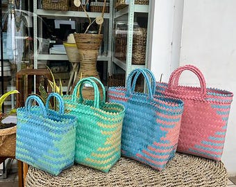 Bolsas tejidas de plástico Bolsas de recuerdo Bolsas de cestas