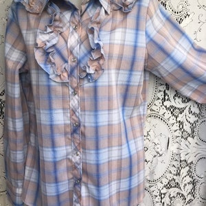 Vintage 70s Wrangler plaid western cowgirl shirt with ruffles